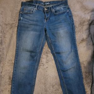 Aeropostale size 6 boyfriend skinny jeans